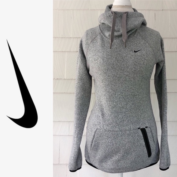 nike hoodie with zipper pocket